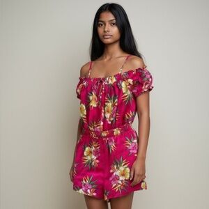BCBGirls ladies, pink floral romper NWOT L bright, pink floral removable straps